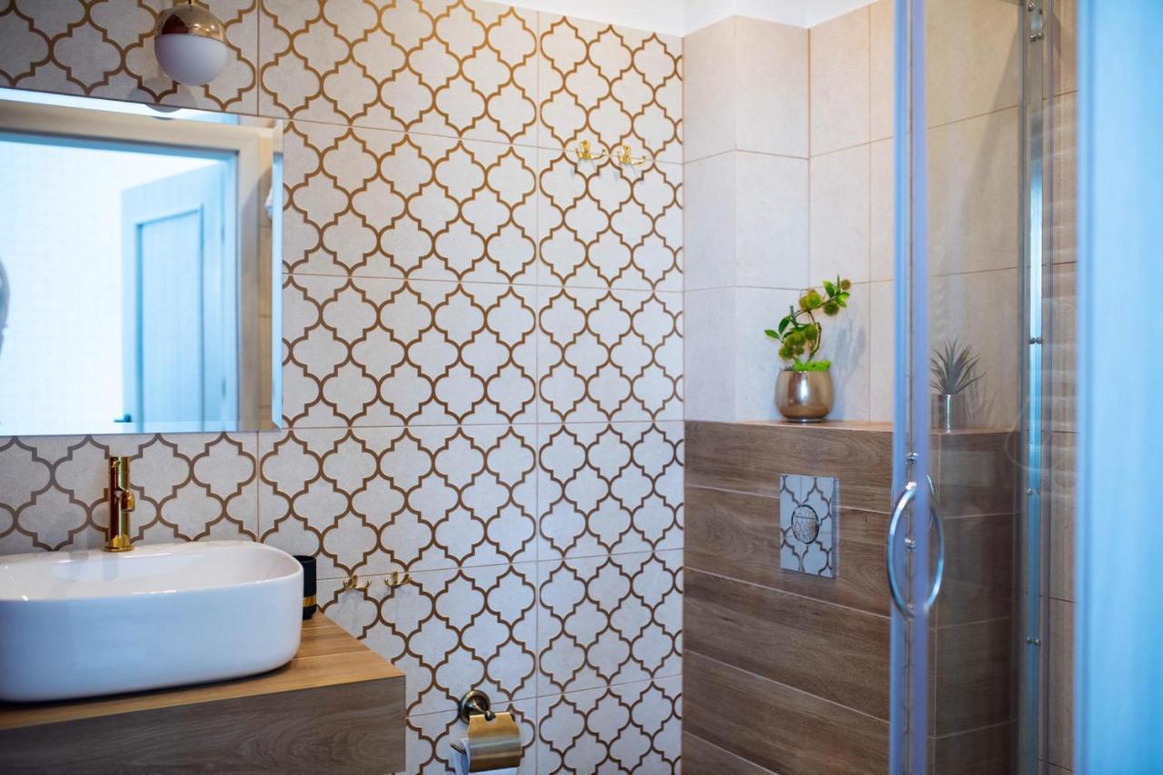 Wyjatkowe Smaki Bed & Breakfast Pruszcz Gdanski ภายนอก รูปภาพ