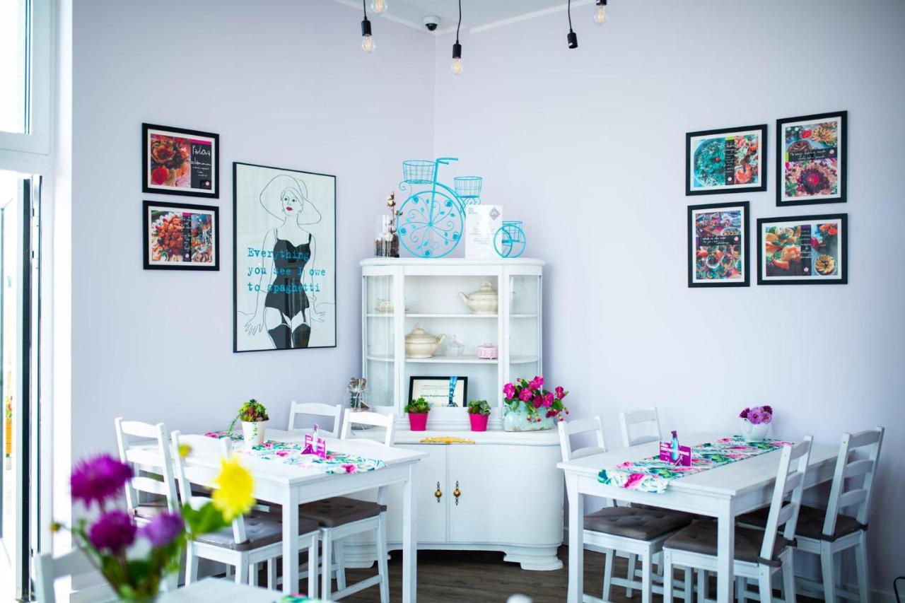 Wyjatkowe Smaki Bed & Breakfast Pruszcz Gdanski ภายนอก รูปภาพ
